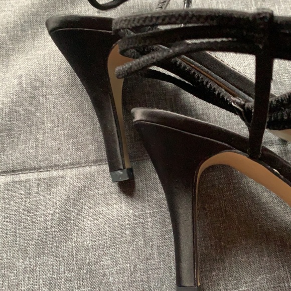 Apostrophe Black Sandal Pump, NIB, sz 8 - Picture 15 of 15
